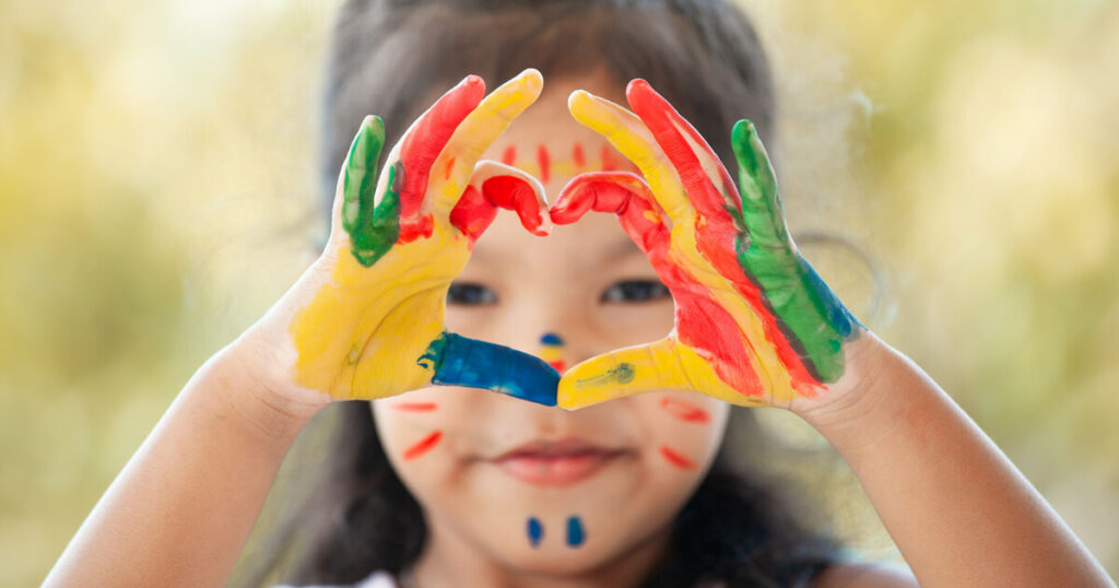 painted hands, little girl painted hands, helpful habits for a healthy life