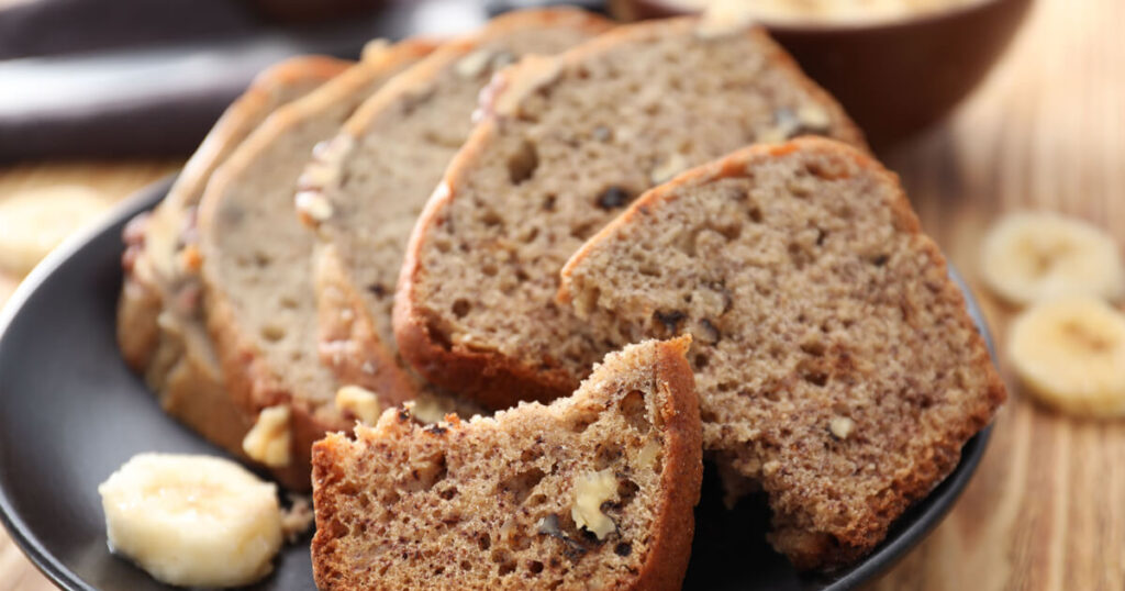 banana bread recipe, slices of banana bread, slices of banana.