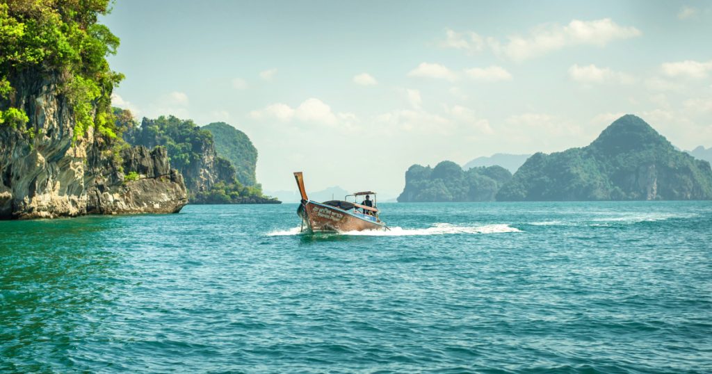 mini boat in Thailand, Sea Boat in Thailand sea, Snorkeling & diving hotspots in Thailand